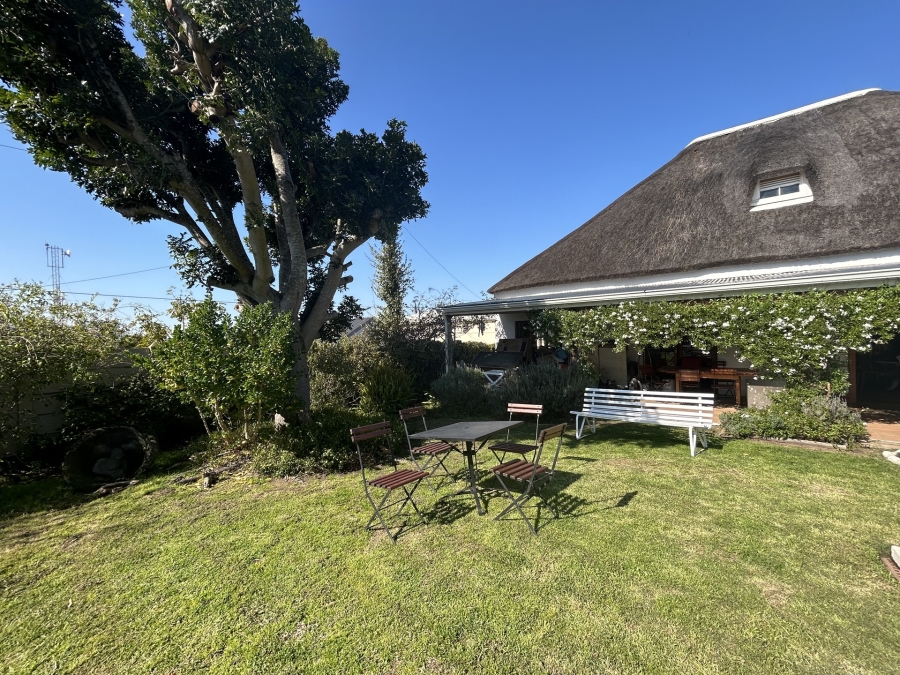 4 Bedroom Property for Sale in Napier Western Cape